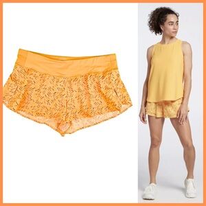 Calla (XXL - NWT) Yellow Kick It Up Workout Shorts - 3” inseam - Attached Briefs